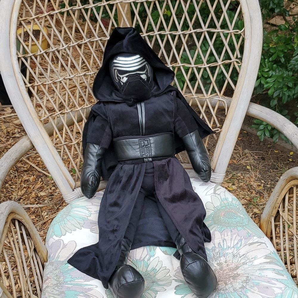 26" Star Wars Kylo Ren Plush Action Figure - Picture 3 of 5